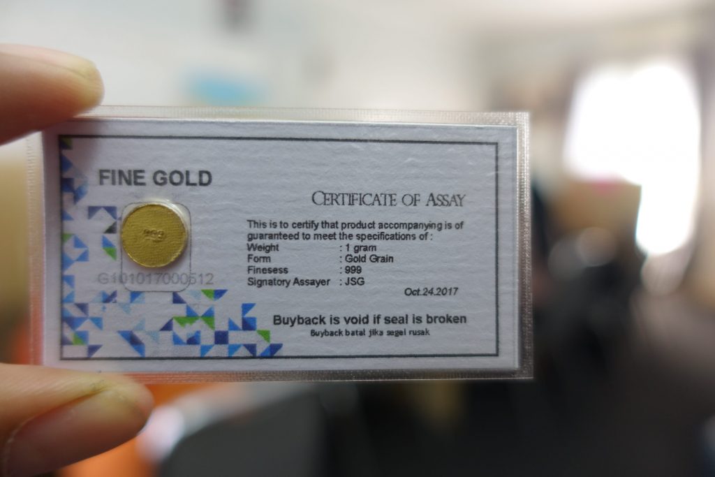 Harga emas antam 0 1 gram hari ini